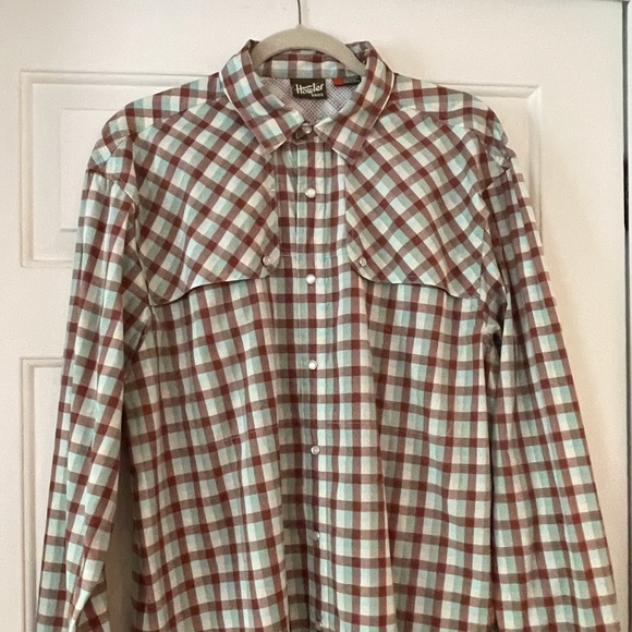 Howler Bros button down shirt, size L - Picture 3 of 5